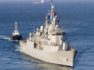 O hamle Türk Savaş Gemisini Harekete Geçirdi