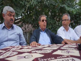 Mhpli Sümer Oral, Üzümcünün Derdini Dinledi