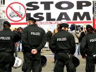 IŞİD 'İslamofobia'yı Azdırdı