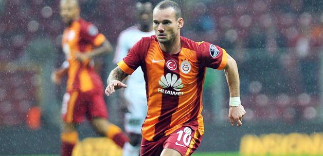 Avrupa basını Sneijder'i ön plana çıkardı