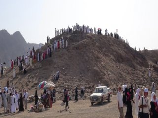 Türk Hacı Adayları Uhud'u Ziyaret Etti