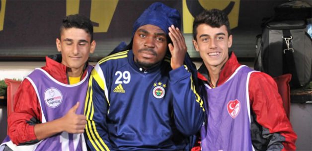 'Emenike'yi Aziz Yıldırım oynatmadı'