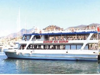 Yunanistan Türk Feribotuna El Koydu