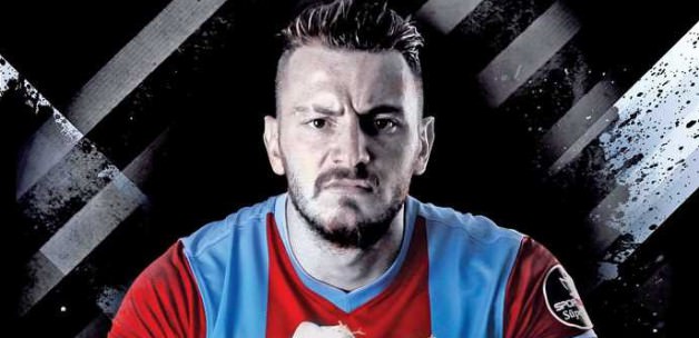 Mermi Trabzonlu futbolcunun tabancasından çıkmış