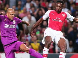 G.Saray Londra'da Darmadağın!