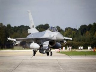 IŞİD'i Vuracak F-16'lar Kaldırılamadı