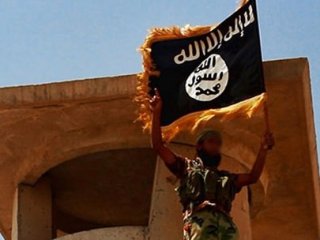 'IŞİD Kobani'ye Bayrak Dikti!'