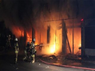 Hain Kundakçı Sürüsü Market Yaktı