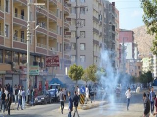 Diyarbakır'da Sokağa Çıkma Yasağı Uzatıldı