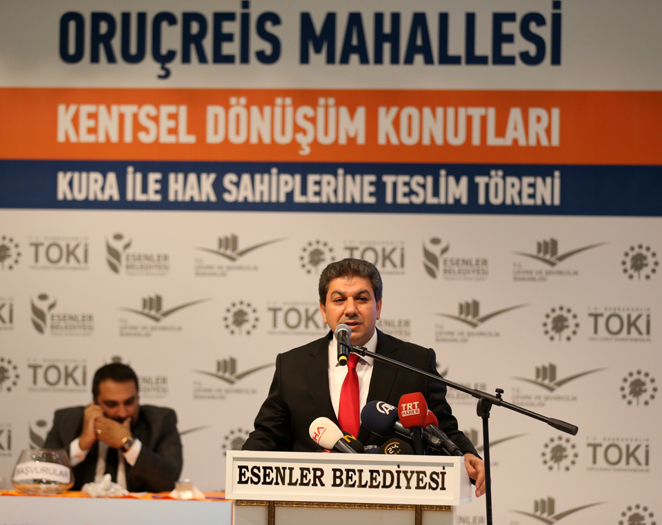 ORUÇREİSLİ DAİRESİNE KAVUŞTU