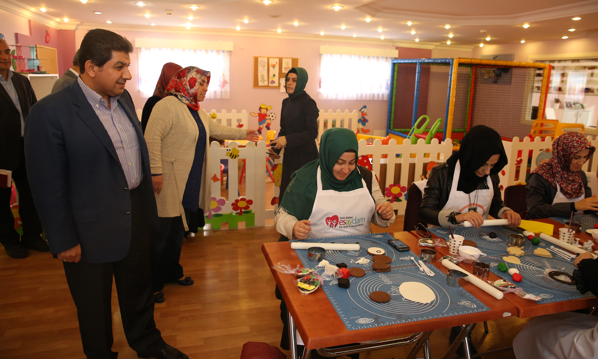 Göksu Gazze İçin Kurabiye Yaptı