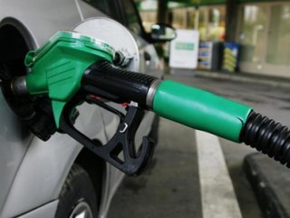 Motorindeki İndirim Pompaya Yansıdı