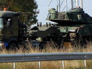 Sınıra Tank Takviyesine Devam Ediliyor