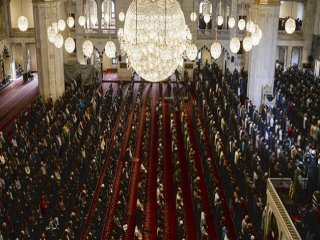 Cezaevindeki Gençler Camiye Çağrılacak