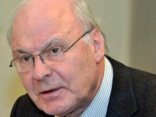 Batıya Şamar Gibi Sözler