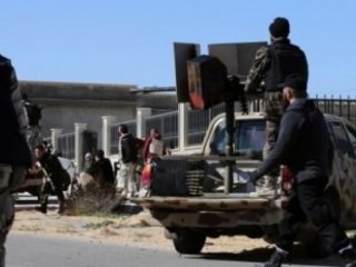 O Ülkede Silahlı Ayaklanma Çağrısı!