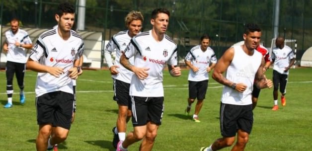Beşiktaş bombayı patlattı! Bonservisini aldı