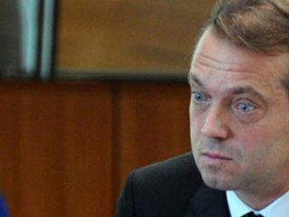 Uzan'a Bir Büyük Şok Daha!