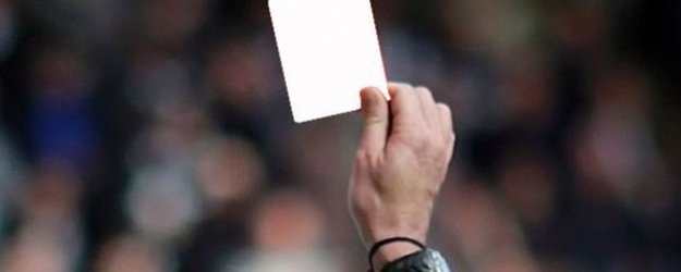 UEFA Başkanı'ndan Futbola 'Beyaz Kart' Önerisi