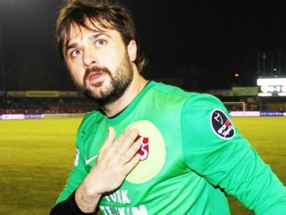 Onur Ameliyat Oldu! Ne Zaman Dönecek?