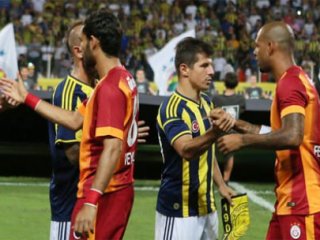 İşte Dev Derbinin 11'leri!