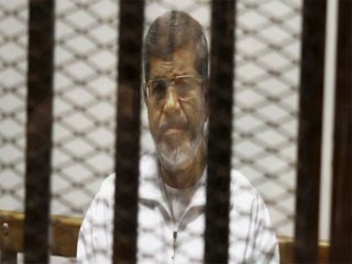 Mursi Darbecilere Meydan Okudu!