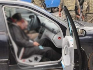 Eski Belediye Başkanı Ve Oğluna Silahlı Saldırı