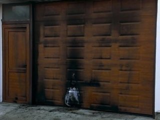 Camiye Çirkin Saldırı!