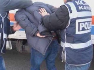 Polisten Dublörlü Çeteye Operasyon