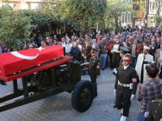 Şehit Er Bozan Son Yolculuğuna Uğurlandı