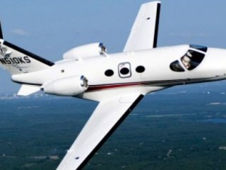 Kıbrıs'a Giden Uçakla Bağlantı Kesildi