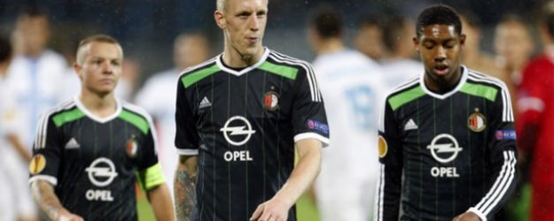 Kramaric Feyenoord'u Dağıttı!