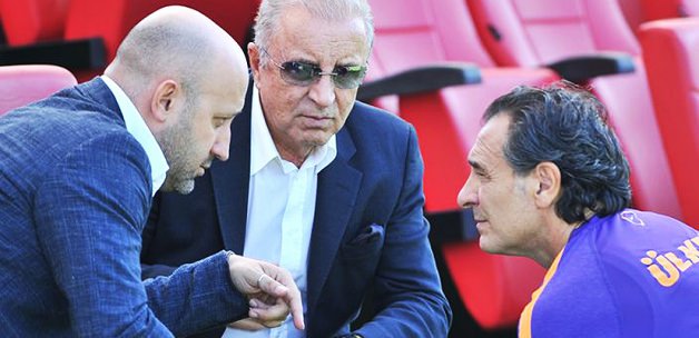 Galatasaray'ı Yakan Telefon Olympiakos'tan