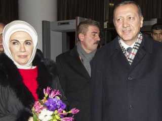 Erdoğan Yurda Döndü
