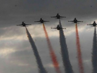 Türk Yıldızları Yine Nefes Kesti