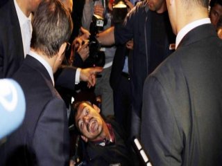 Davutoğlu'ndan Engelli Onur'a Bilgisayar Sözü