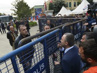 Kocasakal Cami Düşmanlarının Arasında!