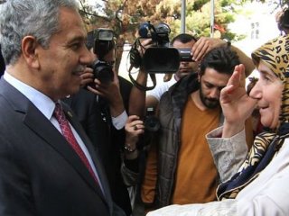 Polis Annesinin Arınç'tan İsteği