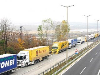 Türk Tırlarına İran Çipi İddiası