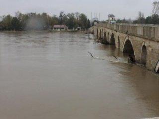 Meriç ve Tunca Nehirleri  Alarm Veriyor