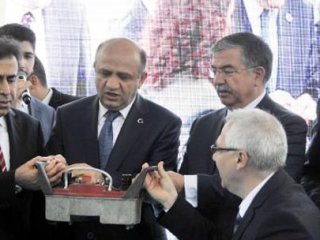 İki Bakandan Çok Önemli Temel Atma