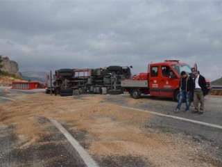 Madene Giden Kurtarma Ekibi Kaza Geçirdi
