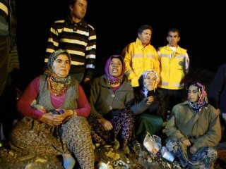 Madenci Yakınlarından Bakanlara Tepki