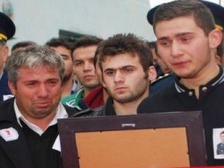 Şehit Astsubay Aydoğdu Toprağa Verildi