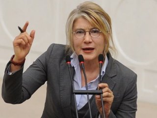 Emine Ülker Tarhan Kimdir? İstifa Etti!