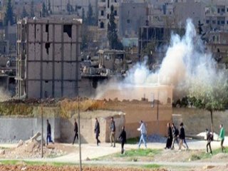 Peşmerge Beklemede ÖSO Savaşıyor