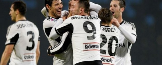 Trabzon'un Rakibi Legia Yine Kazandı