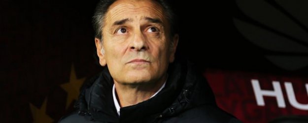Yeni Transferi Kadroya Almadı!