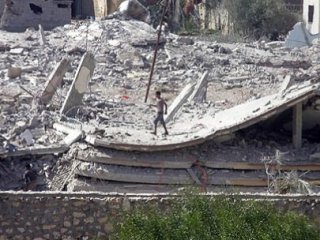 Mısır Gazze Sınırındaki Evleri Yıkıyor