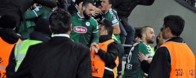 Konyaspor 90'da 3 Puanı Söktü Aldı!
